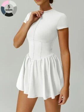 New Women’s tennis dress skirt with built in shorts white size M